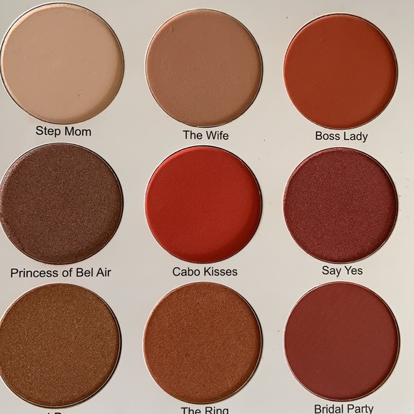 ❣️HOST PICK❣️ New Give Them Lala Beauty Palette - Picture 7 of 8